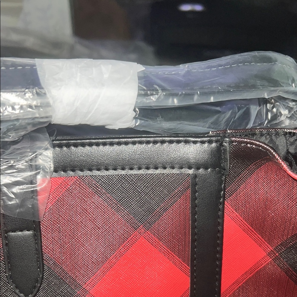 NWT Victoria's Secret Red and Black Buffalo Plaid Tote - Picture 2 of 7